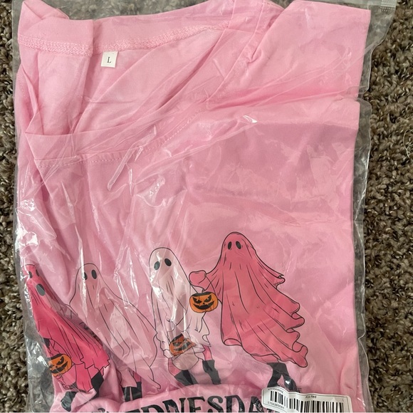 NWT “Mean Girls” Halloween Inspired Pink Short Sleeve T-Shirt.Sizes L,XL and XXL - Picture 6 of 9